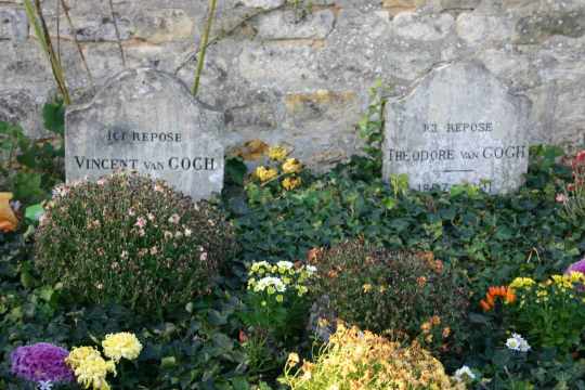 Tombes des frères Van Gogh au cimetière d'Auvers sur Oise